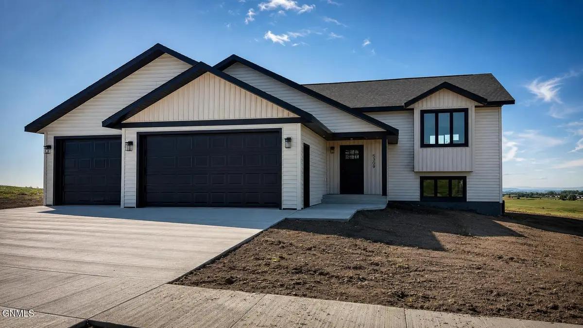 5309 Welder Avenue, Bismarck, ND 58503 - #1