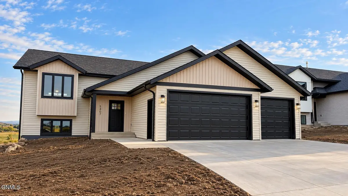 5407 Welder Avenue, Bismarck, ND 58503 - #1