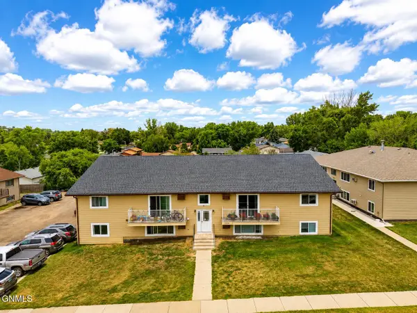 1839 Allison Drive, Bismarck, ND 58501