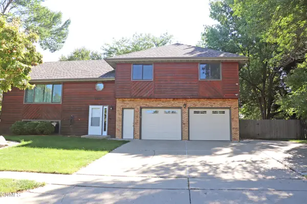 2917 Stetson Drive, Bismarck, ND 58503