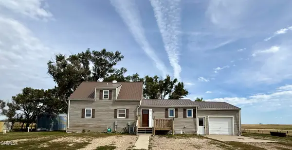 8348 112th Avenue Se, Oakes, ND 58474
