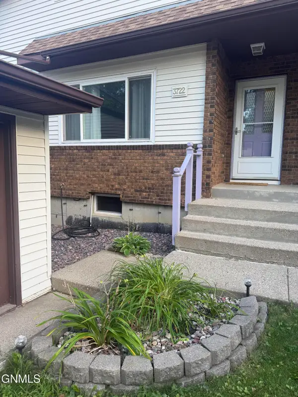 3722 Renee Drive, Bismarck, ND 58503