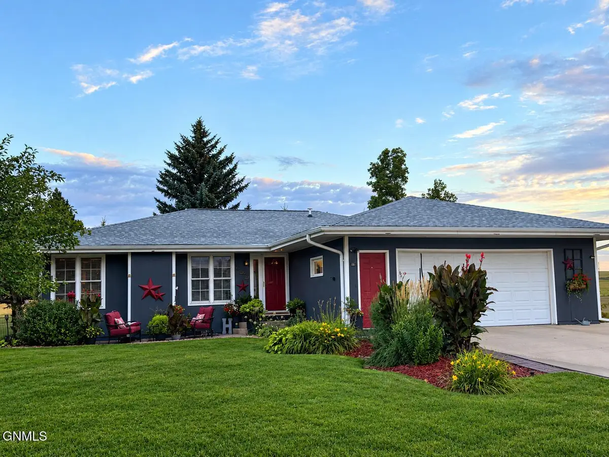 322 5th Street, Center, ND 58530 - #1