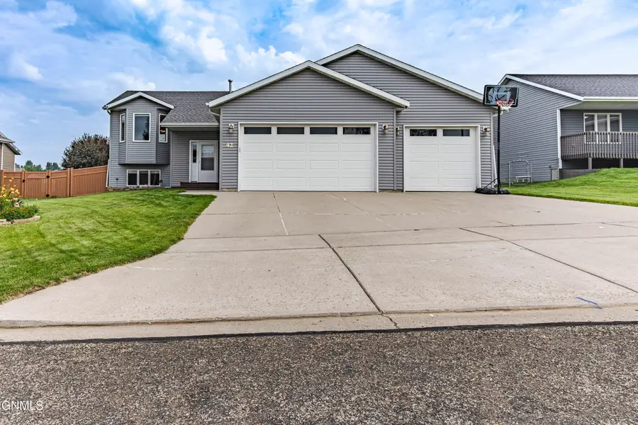 42 Mcginnis Way, Lincoln, ND 58504 - #2