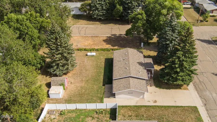 222 Main Street E, Center, ND 58530 - #3