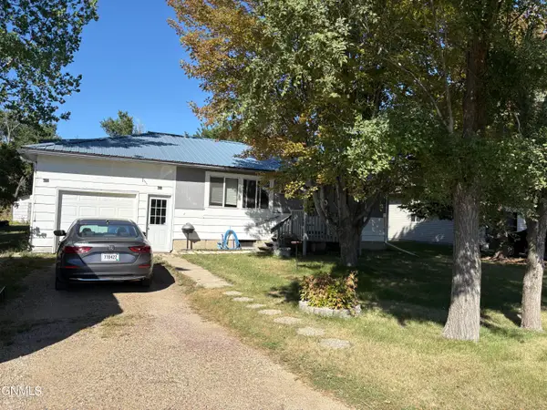 212 2nd Avenue Sw, Ellendale, ND 58436