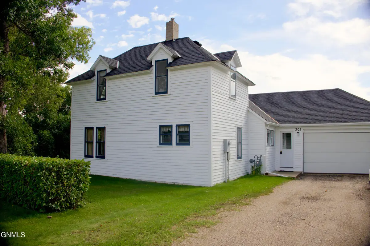 301 3rd Avenue W, Lignite, ND 58752 - #1