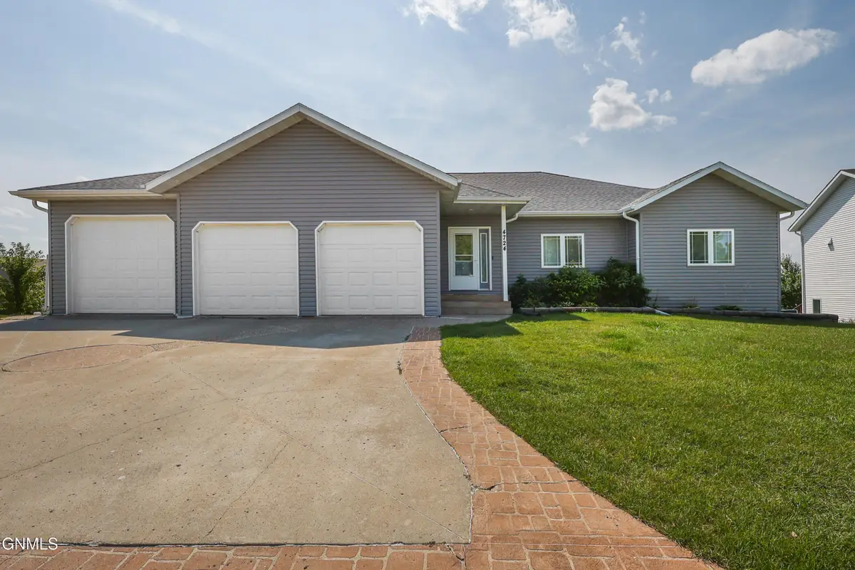 4724 Fountainblue Drive, Bismarck, ND 58503 - #1