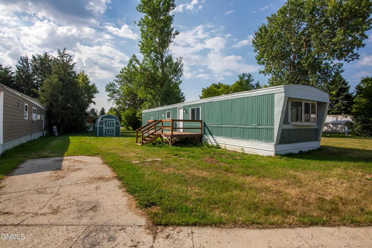1201 Pioneer Trail, Mandan, ND 58554 - #1