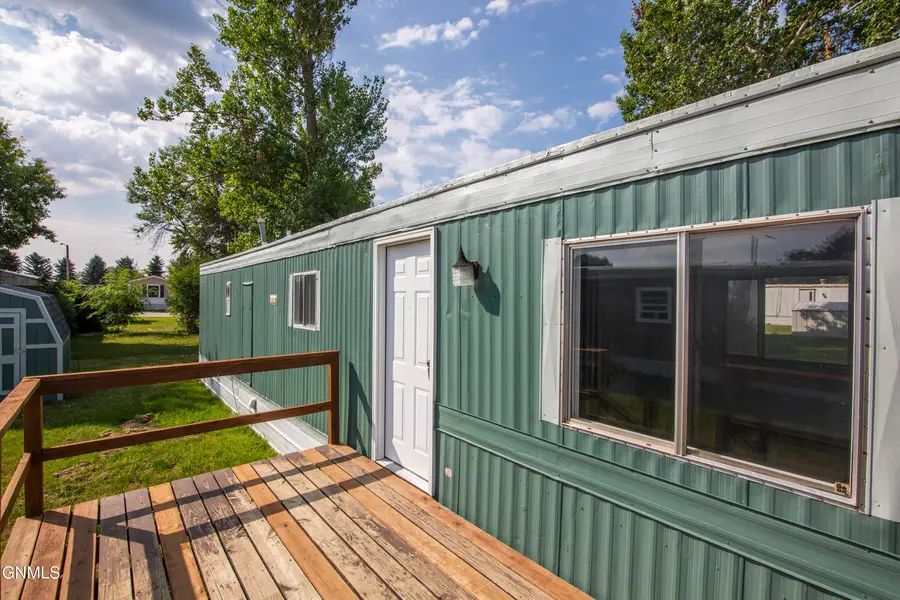 1201 Pioneer Trail, Mandan, ND 58554 - #2