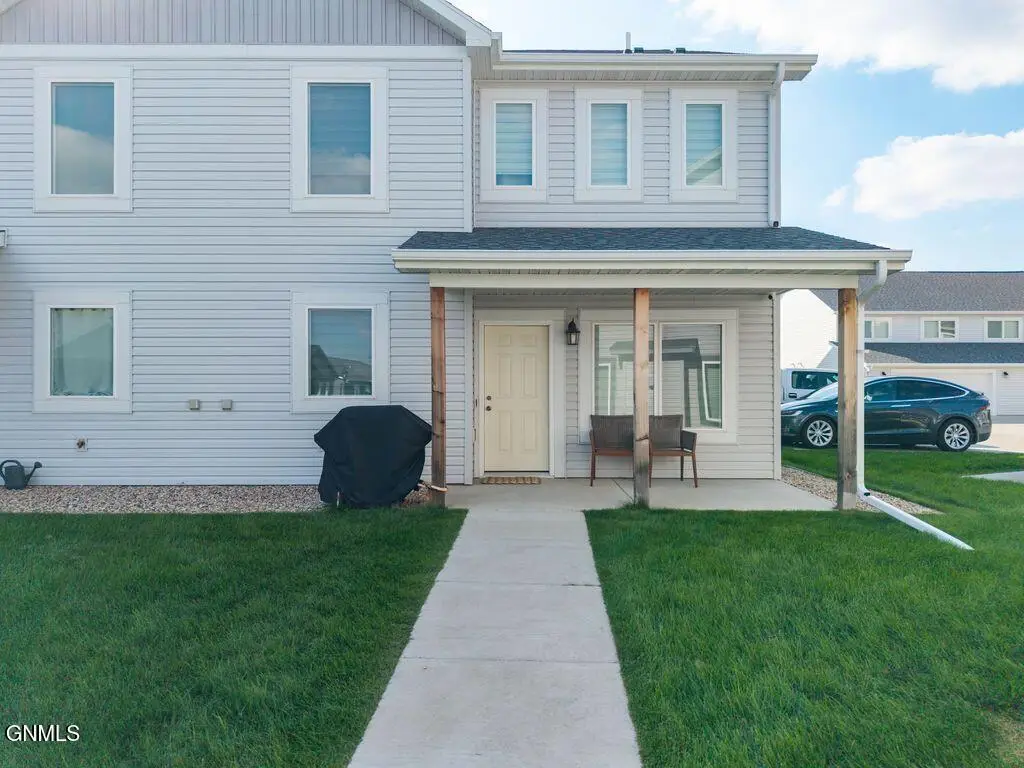 3309 Kenner Loop, Bismarck, ND 58504 - #1