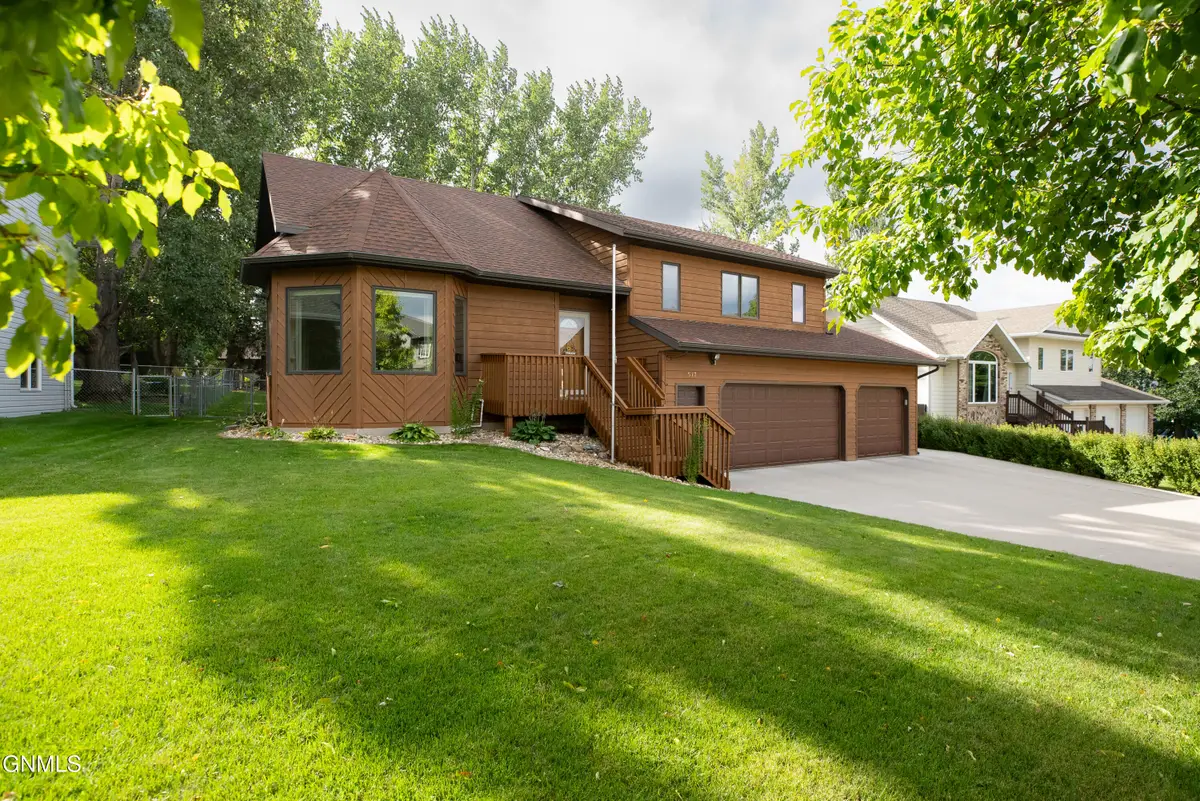 517 Brunswick Drive, Bismarck, ND 58503 - #1