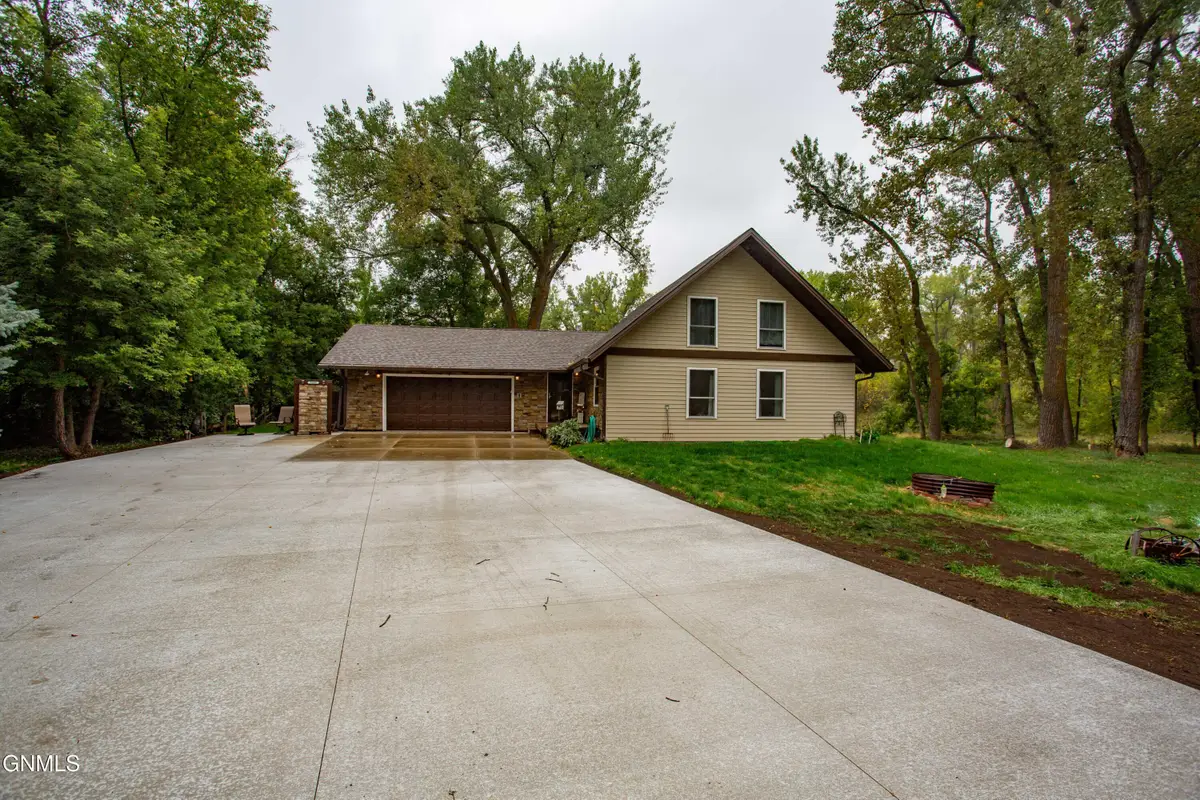 7649 Dogwood Drive, Bismarck, ND 58504 - #1