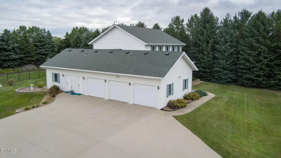 3824 Prairie Pines Loop, Bismarck, ND 58503 - #2
