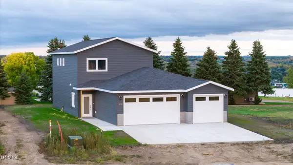 1236 4th Avenue Nw, Valley City, ND 58072