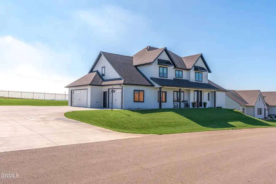 3321 Palmer Place, Bismarck, ND 58503 - #2