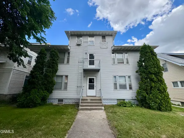 615 6th Street, Bismarck, ND 58501