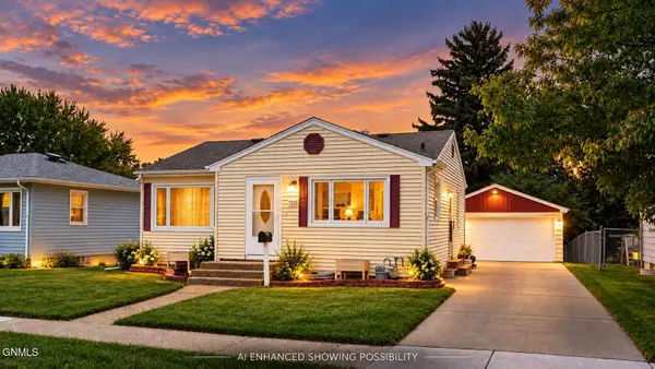 1325 N 15th Street, Bismarck, ND 58501
