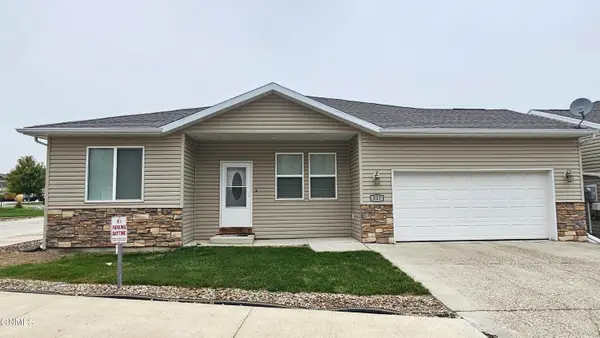 817 Canada Avenue, Bismarck, ND 58503