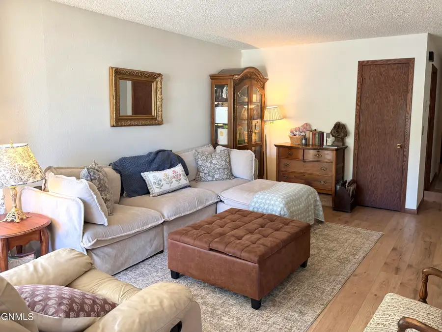 610 N 25th Street, Bismarck, ND 58501 - #2