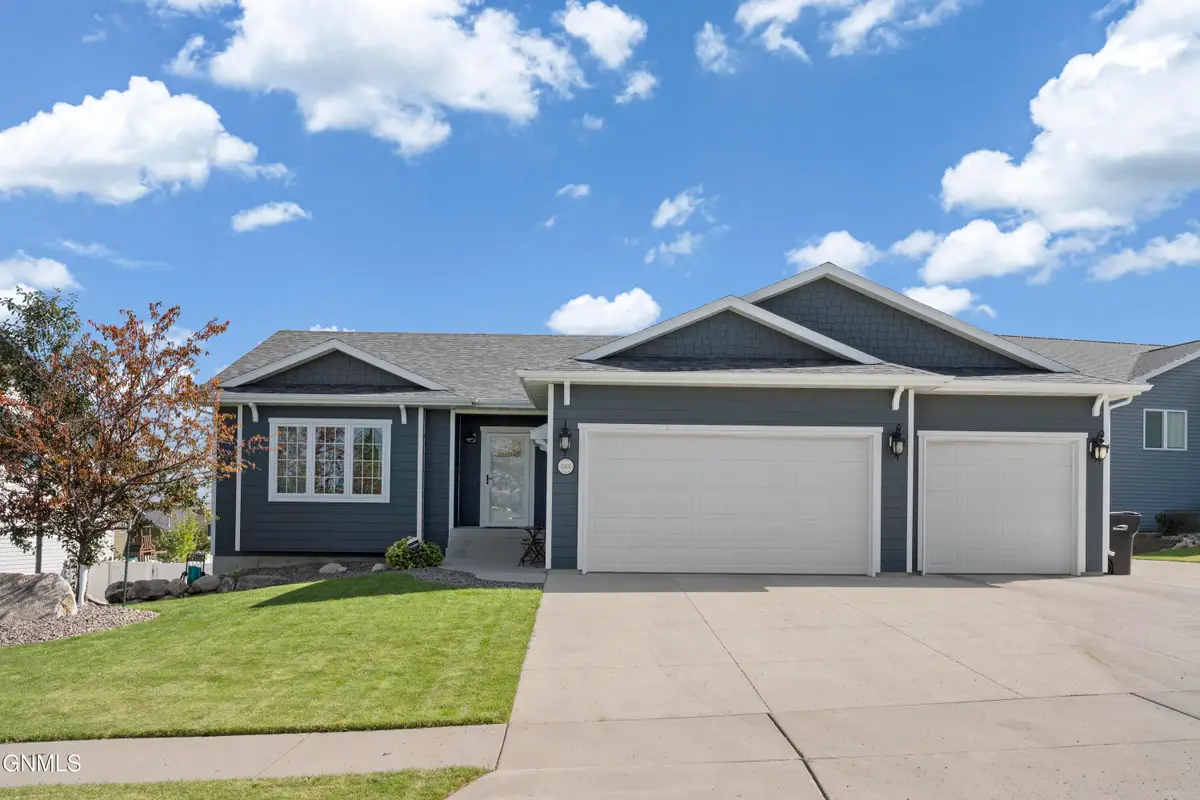 5405 Onyx Drive, Bismarck, ND 58503 - #1
