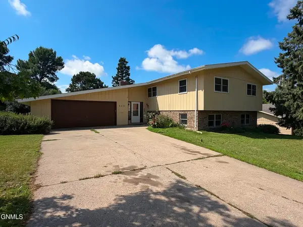 2431 E Boulevard Avenue, Bismarck, ND 58501
