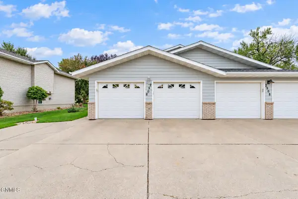 2906 46th Avenue Se, Mandan, ND 58554