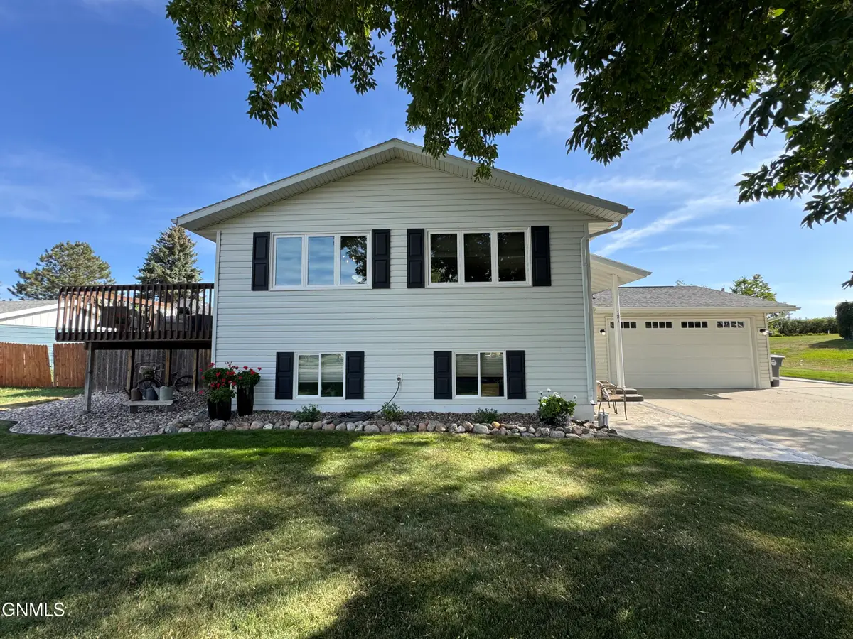 121 Renner Road, Washburn, ND 58577 - #1