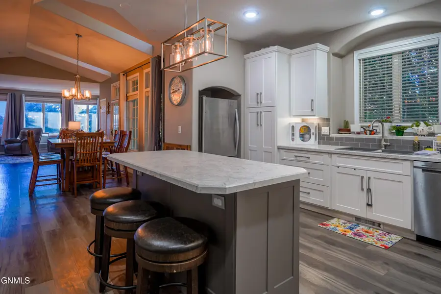 103 Edmonton Drive, Bismarck, ND 58503 - #3