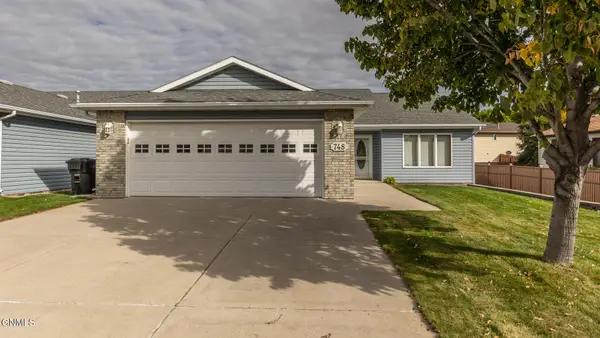 748 Interstate Avenue W, Bismarck, ND 58503
