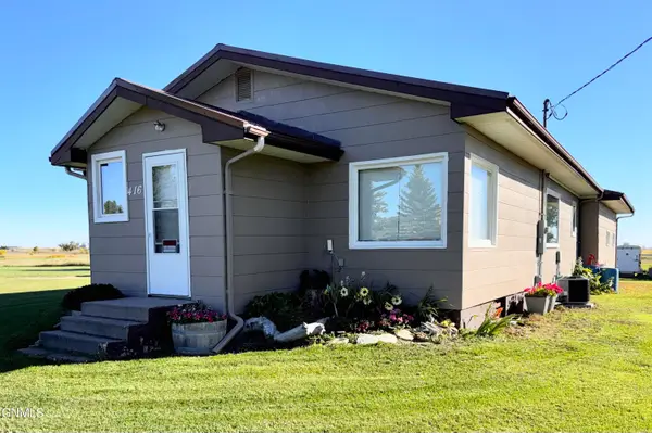 416 County Road 17 Ne, Bowbells, ND 58721
