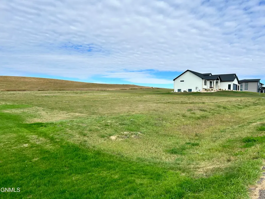 14458 Paniolo Way, Bismarck, ND 58503 - #3