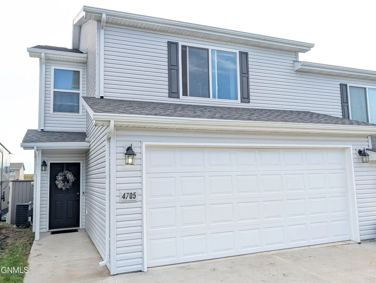 4705 Corvette Street Nw, Mandan, ND 58554 - #1