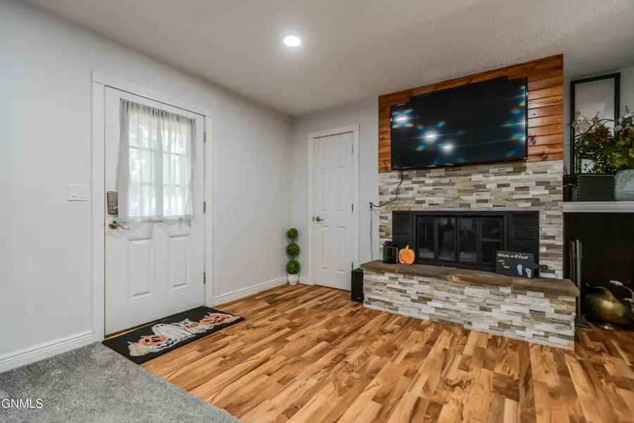 1952 Saint Benedict Drive, Bismarck, ND 58501 - #3