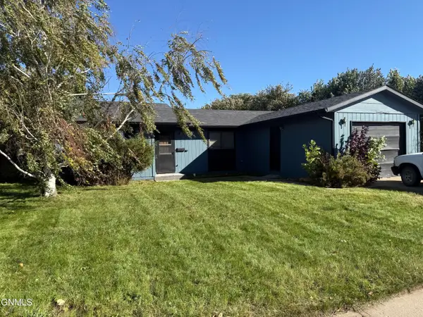 2010 20th Avenue W, Williston, ND 58801