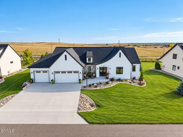3505 Palmer Place, Bismarck, ND 58503