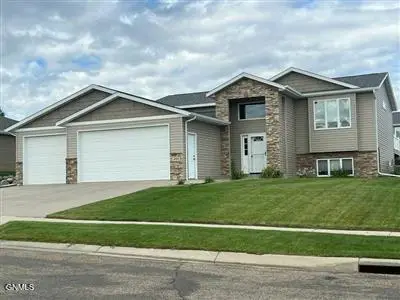4908 Coleman Street, Bismarck, ND 58503