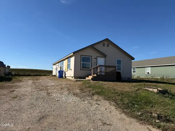 5615 Border Avenue, Williston, ND 58801