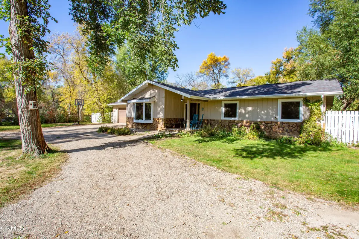 9116 Briardale Drive, Bismarck, ND 58504 - #1