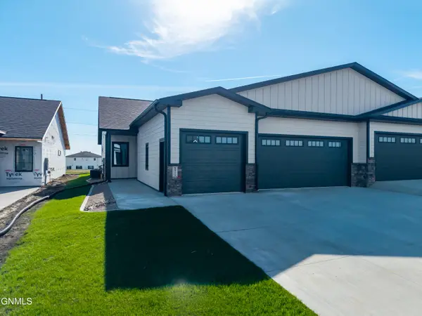 5711 Davies Drive, Bismarck, ND 58503
