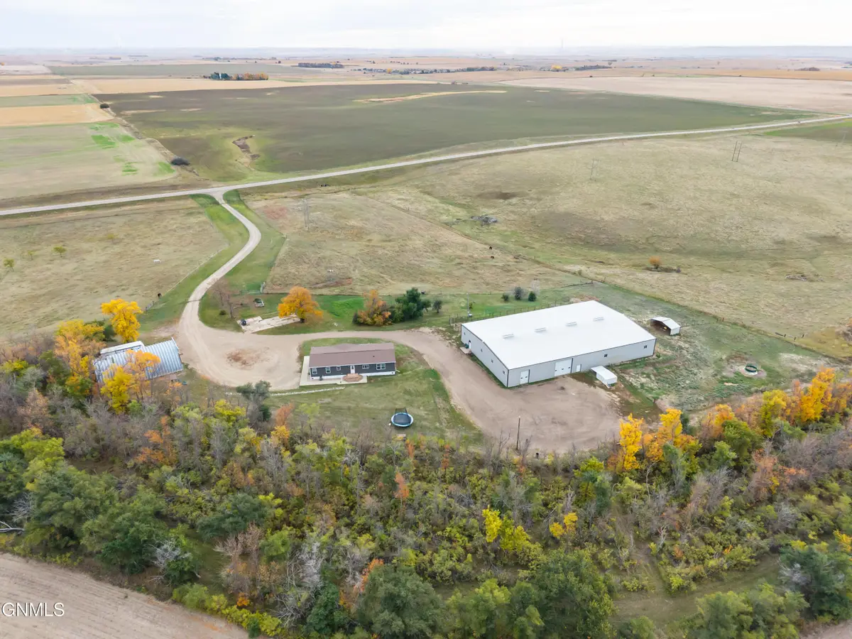 51 Nd-200, Hazen, ND 58545 - #1