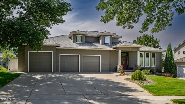 3100 Morgan Circle, Bismarck, ND 58503