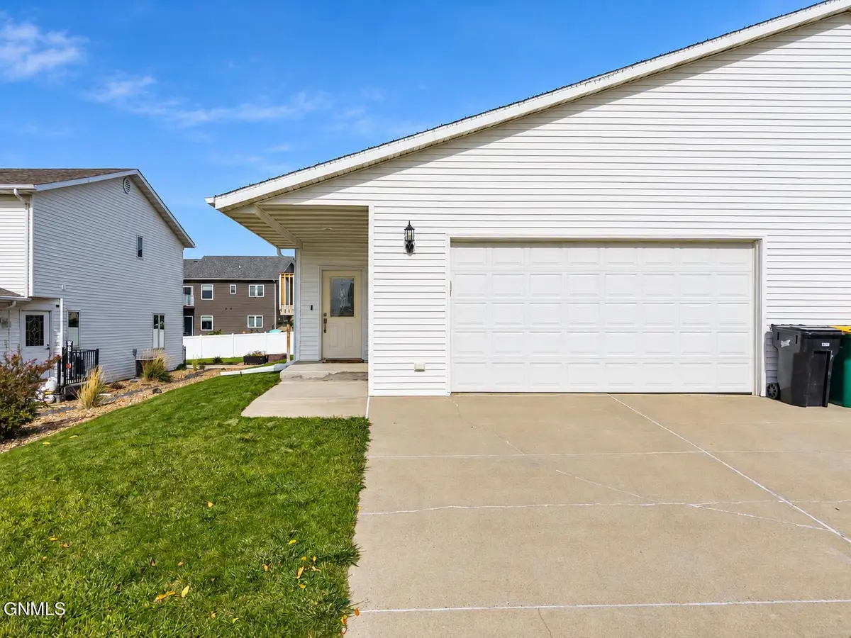 724 Brome Avenue, Bismarck, ND 58503 - #1