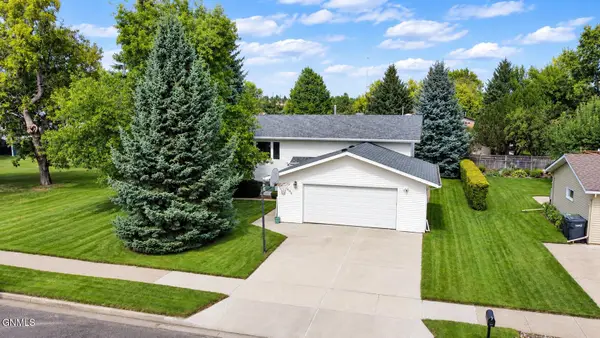 1700 3rd Street Ne, Mandan, ND 58554