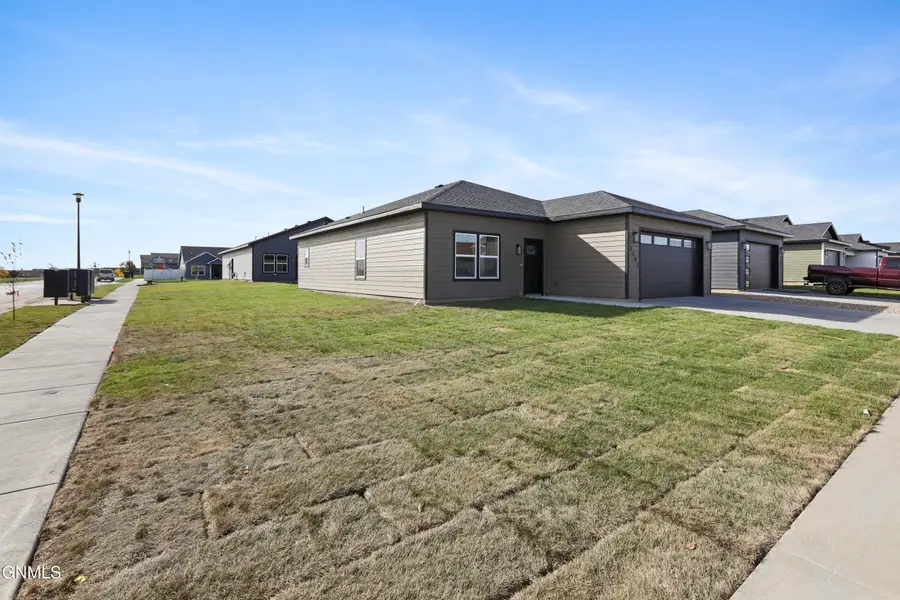 3301 35th Street W, Williston, ND 58801 - #2