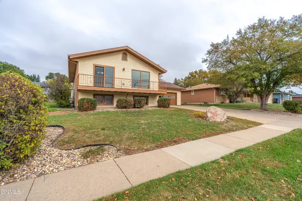 618 Interstate Avenue W, Bismarck, ND 58503