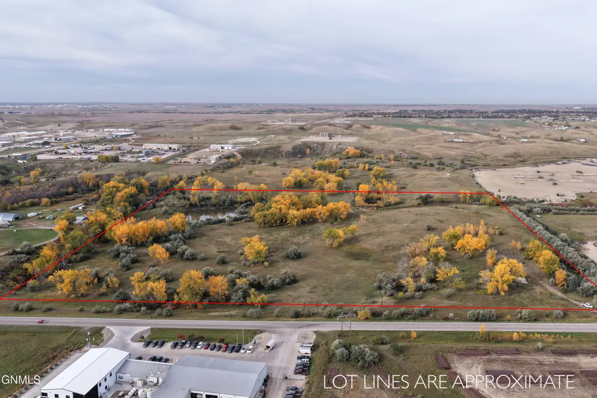 6025 16th Avenue W, Williston, ND 58801 - #1
