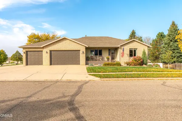 1204 Territory Drive, Bismarck, ND 58503