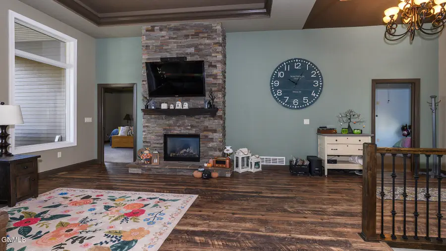 3707 Valley Drive, Bismarck, ND 58503 - #3