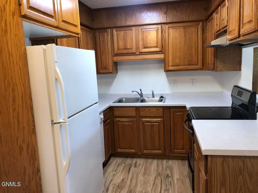 151 Boise Avenue #5, Bismarck, ND 58504 - #2